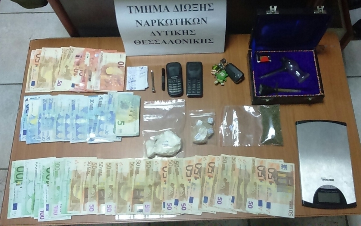 Χειροπέδες σε έμπορο ναρκωτικών στη Θεσσαλονίκη – Τι βρήκε η αστυνομία