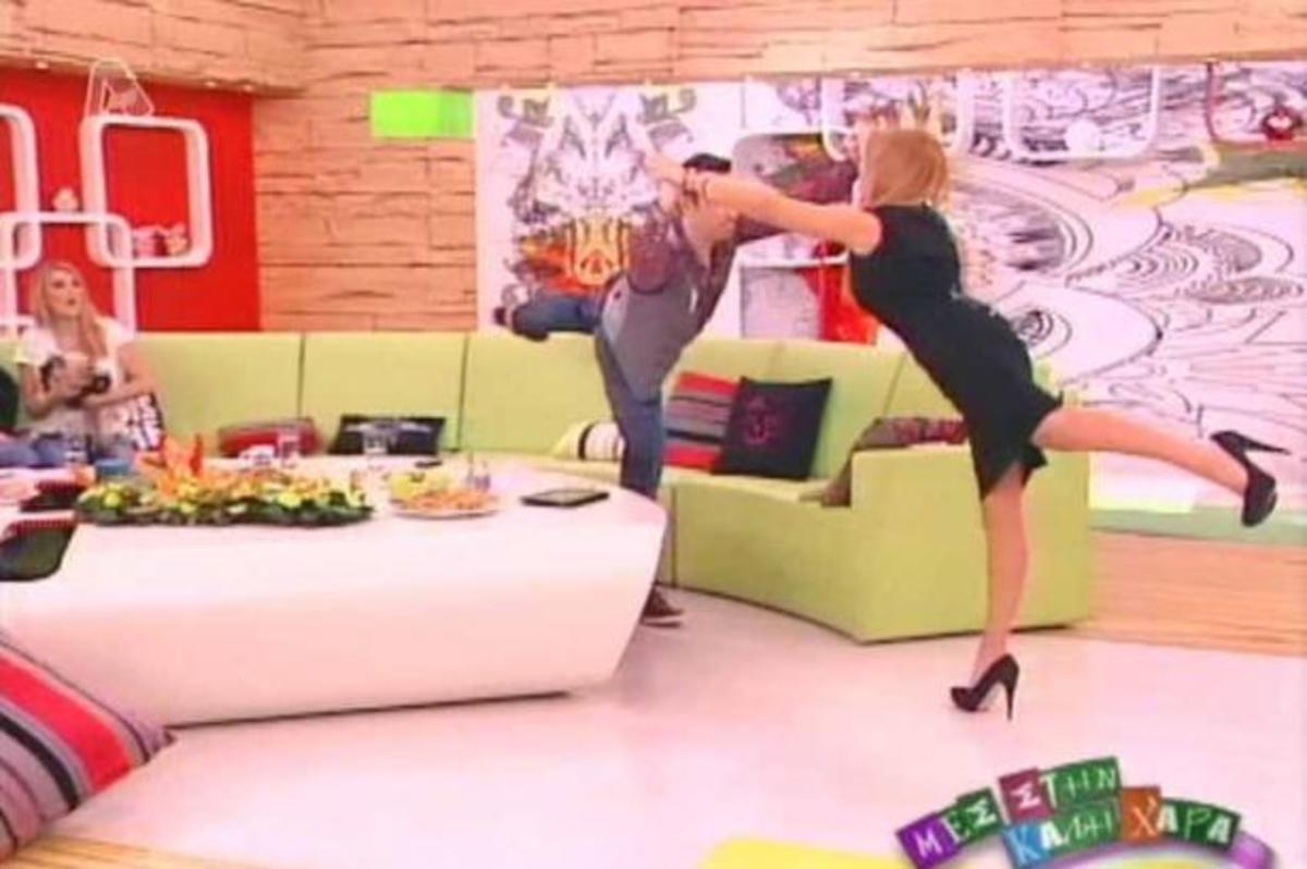 Με φιγούρα …πάγου και θερμό καλωσόρισμα ξεκίνησε το “Μες στην καλή χαρά”