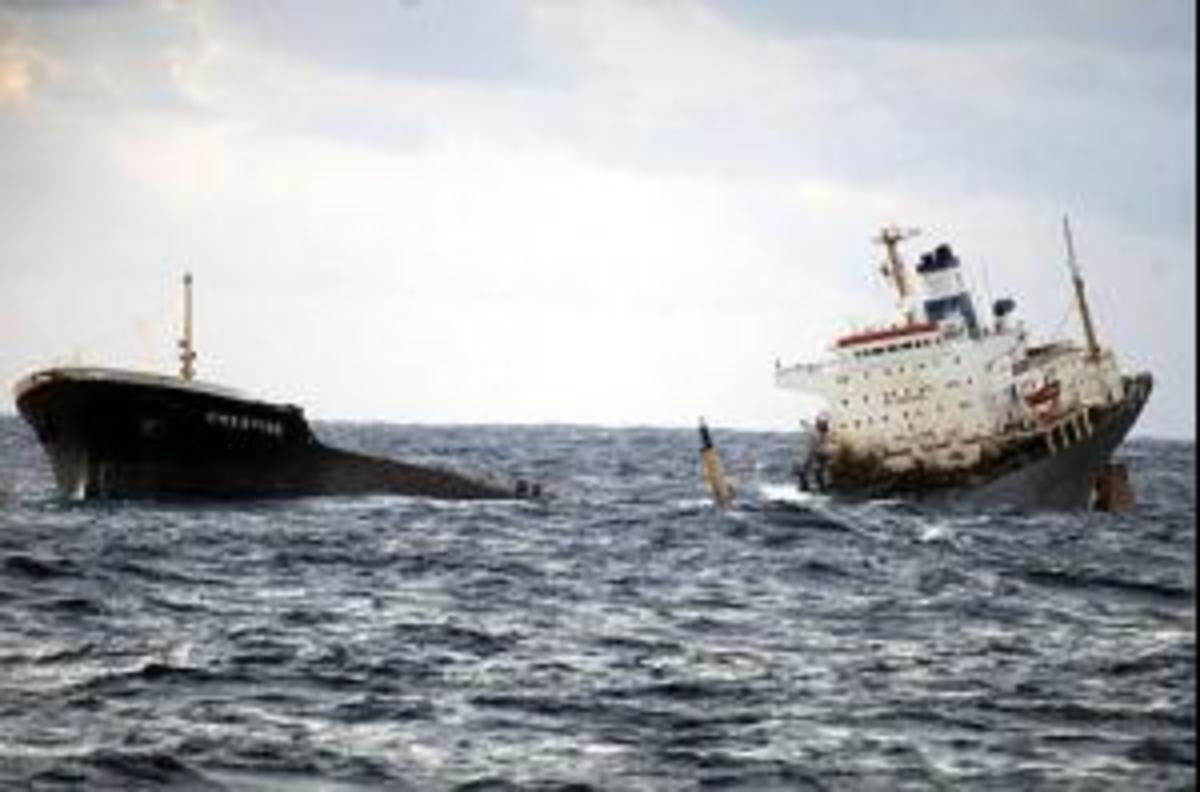 Βυθίστηκε πετρελαιοφόρο με 9 εκατομμύρια λίτρα πετρελαίου