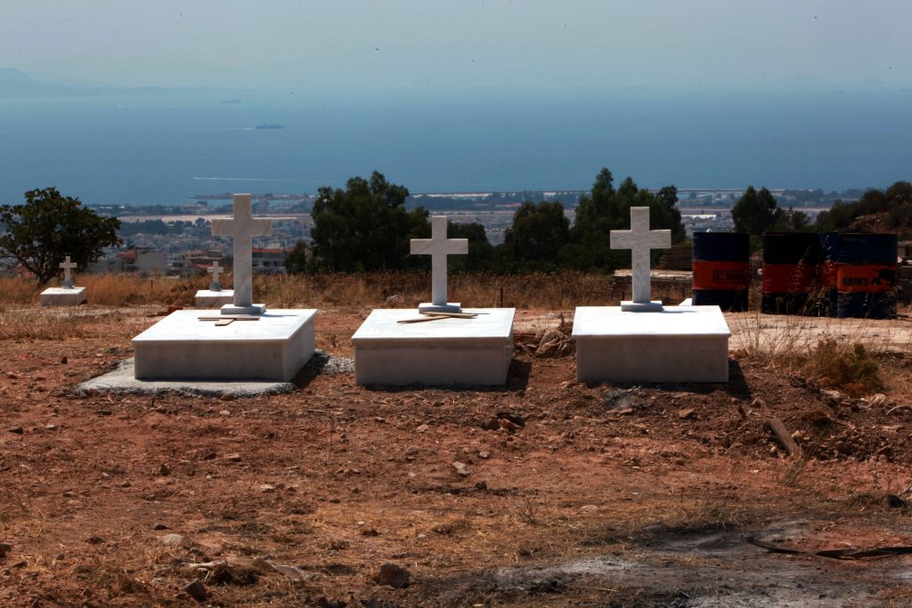 Τελεσίγραφο του δημάρχου Γλυφάδας για το αυθαίρετο νεκροταφείο