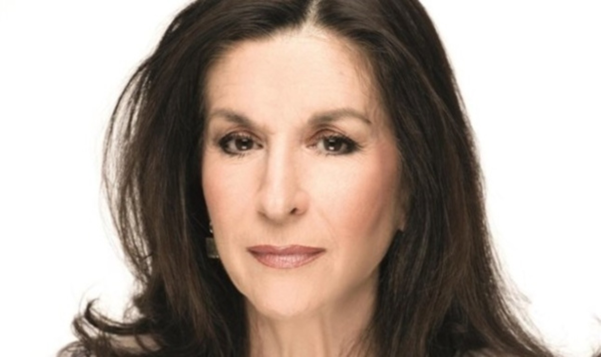 Δείτε πώς είναι σήμερα η Νένα Μεντή, στα 71 της!