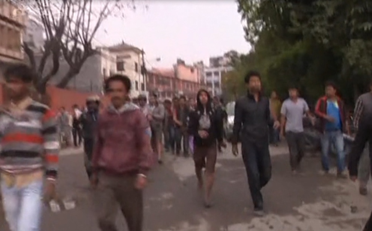 Σεισμός ισοπέδωσε το Νεπάλ