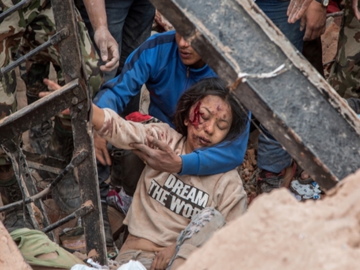 Νεπάλ: Συγκλονιστικά βίντεο – ντοκουμέντα από τη στιγμή του σεισμού – Ανατριχιαστικές μαρτυρίες