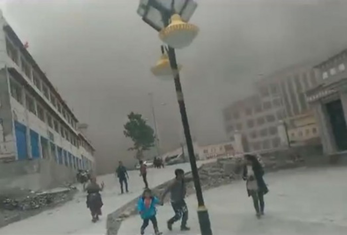 Ο πανικός του σεισμού