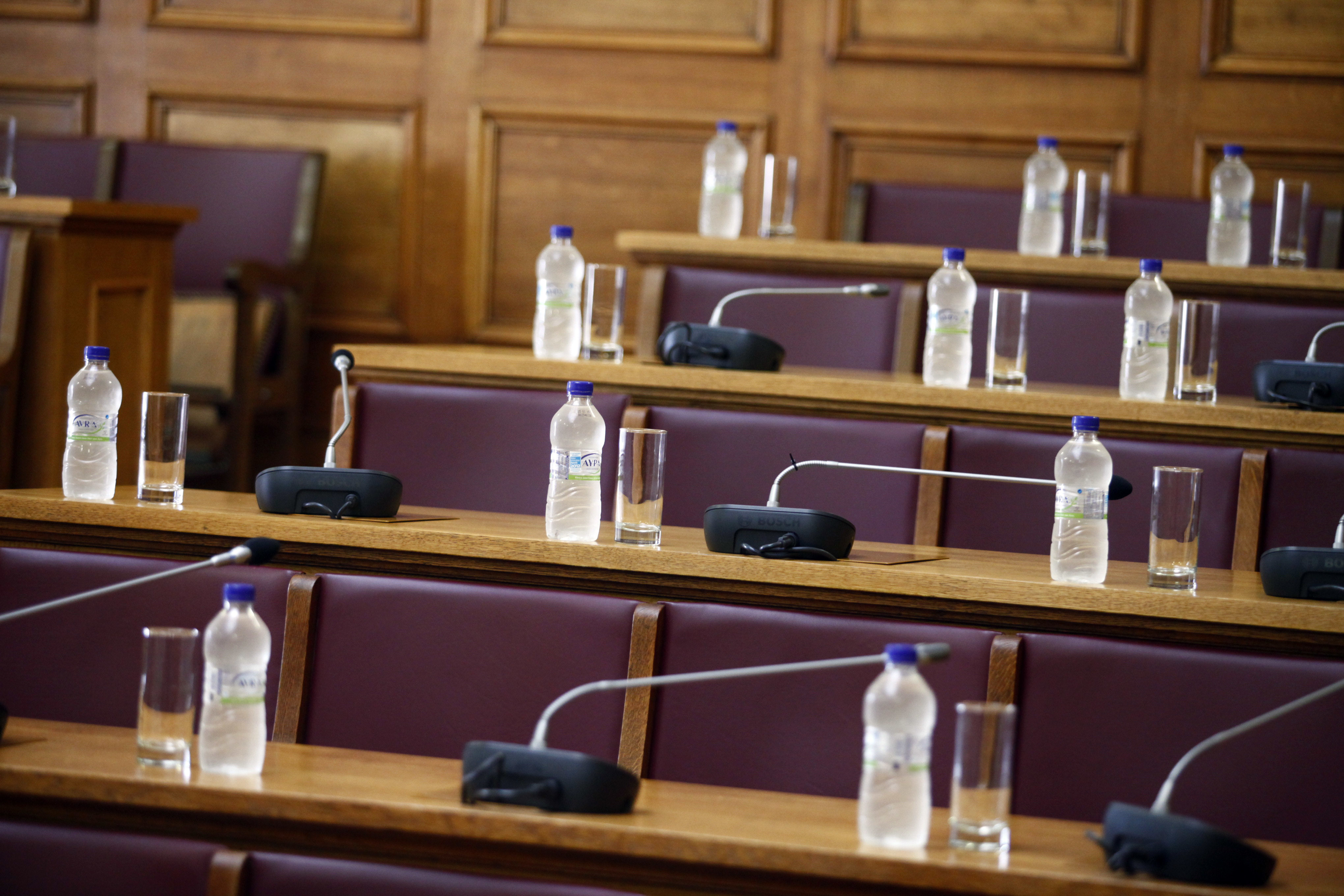 Πτώση στην κατανάλωση εμφιαλωμένων νερών