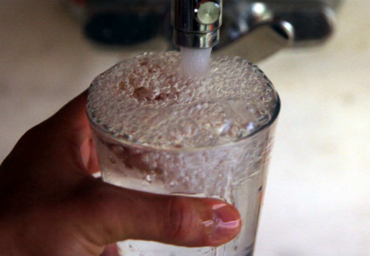 Εσείς ξέρατε ότι με το νερό μπορείς να κόψεις ατσάλι; Ιδού η απόδειξη (ΒΙΝΤΕΟ)