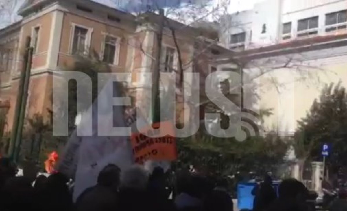 Κυνηγητό διαδηλωτών στο Κολωνάκι