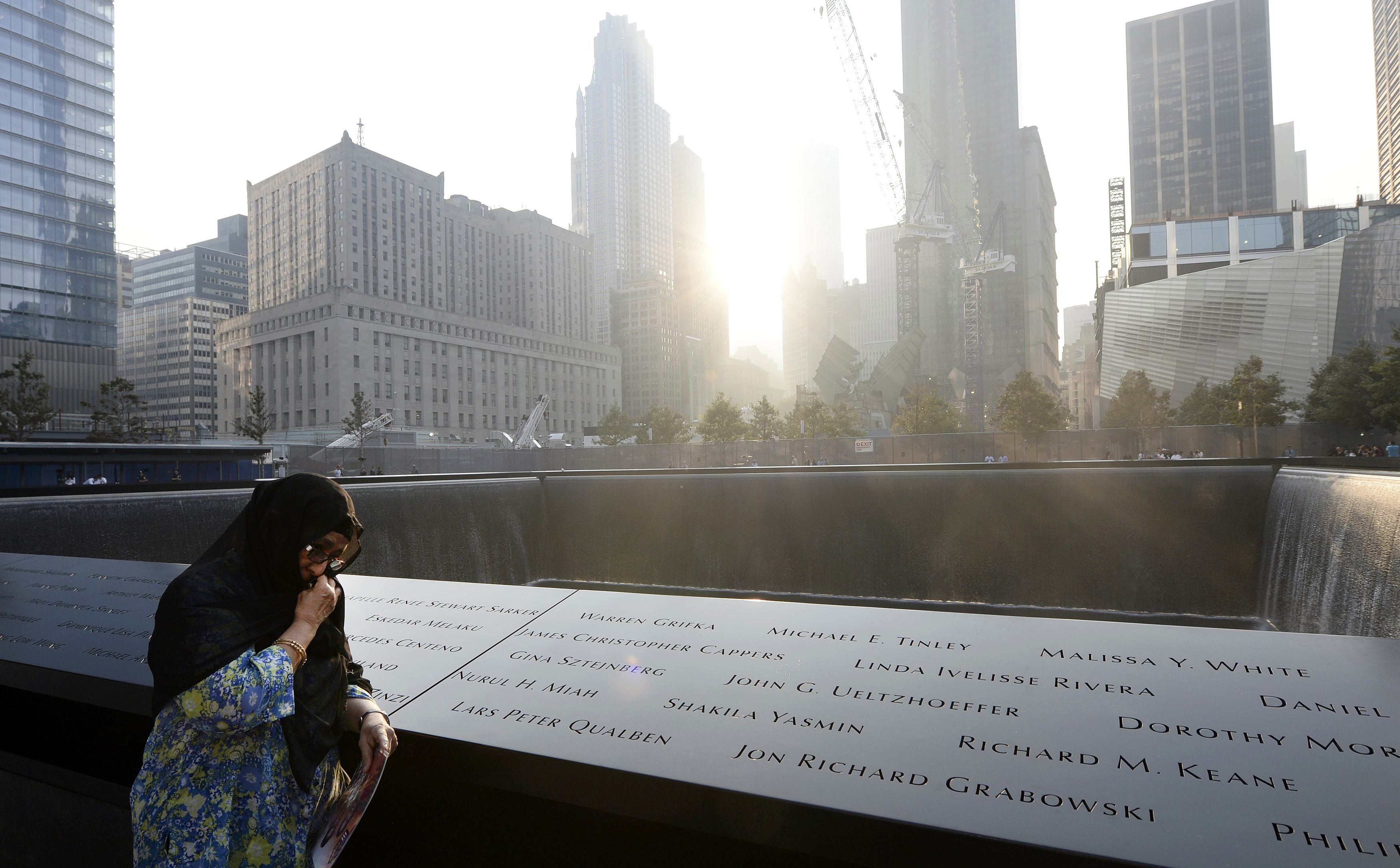 Η Νέα Υόρκη θυμάται και τιμά τους νεκρούς της 11ης Σεπτεμβρίου – Φωτογραφίες