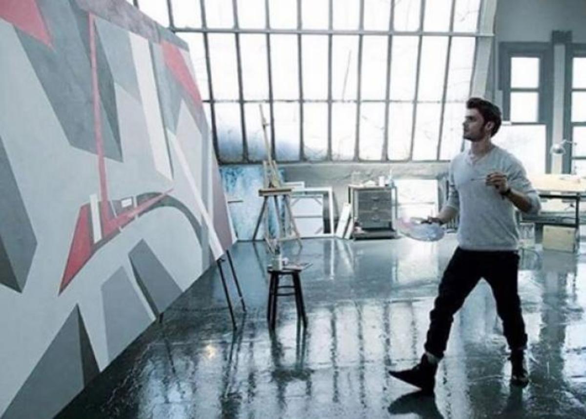 Ποιος γνωστός Έλληνας έγινε πρωταγωνιστής σε πανάκριβη διαφήμιση, πολυτελούς αυτοκινήτου! [video]