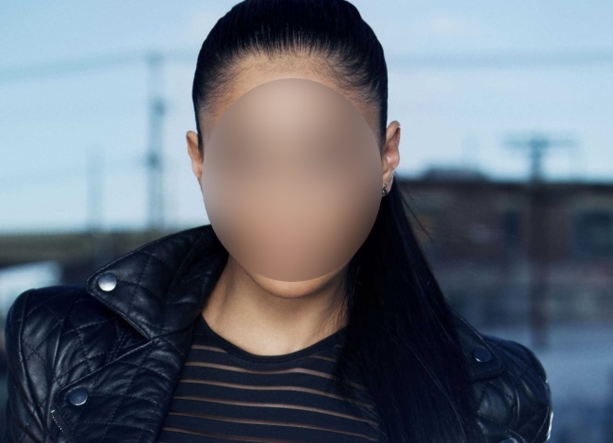 Διάσημη τραγουδίστρια εγκατέλειψε τον σύντροφό της και το μετάνιωσε!