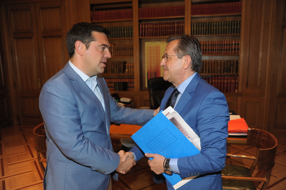 Νικολόπουλος σε Τσίπρα: “Ναι” στην απλή αναλογική – Ο εκλογικός νόμος δεν προσφέρεται για μικροπολιτικά παιχνίδια
