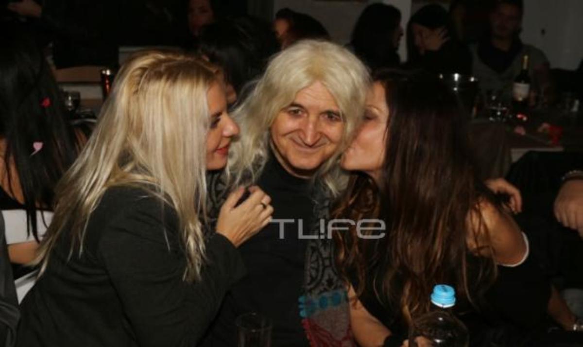 Ν. Καρβέλας: Γιόρτασε αγκαλιά με την πρώην και την νυν στον Κονταρό!