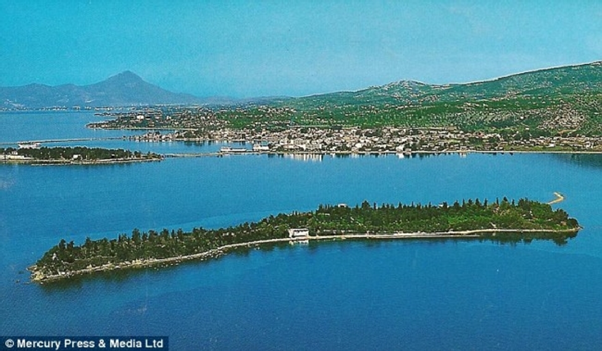 Daily Mail: Κάνε δικό σου ένα ιδιωτικό νησί στην Ελλάδα με 15 εκατ. ευρώ! (φωτό)