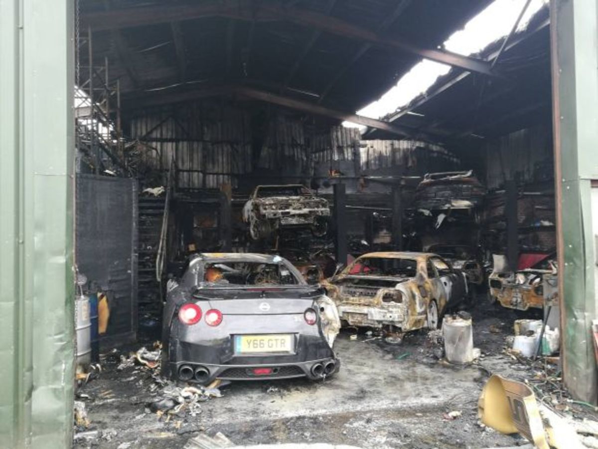 Πυρκαγιά κατέστρεψε «φωλιά» με σύγχρονα και κλασσικά [pics]
