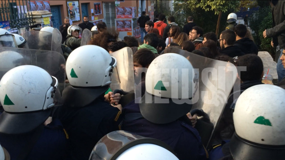 “Σφαγή” στη Βουλή για τα επεισόδια στη Νομική – Έκλεισε τα μικρόφωνα της Κωνσταντοπούλου και του Δρίτσα ο Καλαντζής