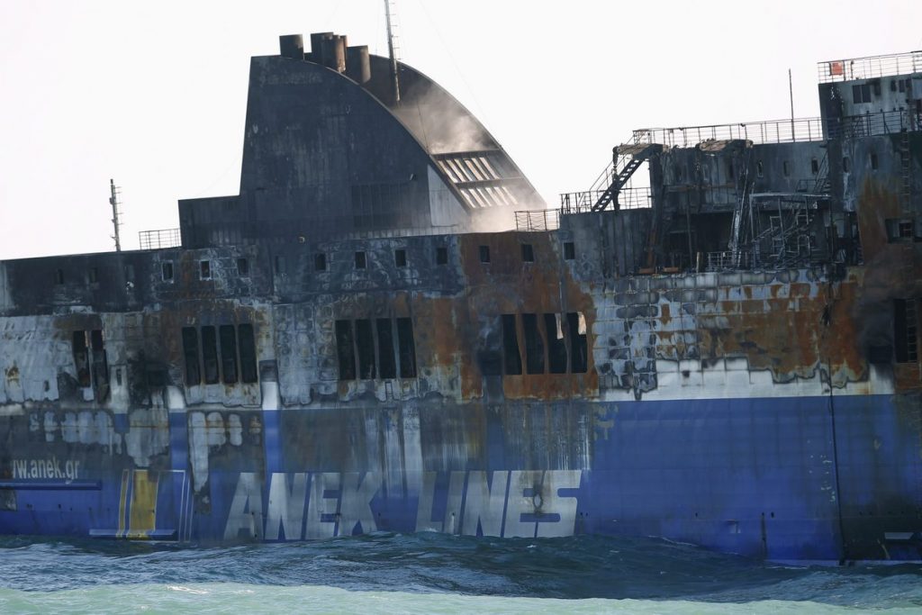 Norman Atlantic: “Άφηναν τα παιδιά για να σώσουν πρώτα τους Ιταλούς” καταγγέλει επιβάτης! -Ο εφιάλτης των συγγενών των Ελλήνων αγνοουμένων στην Ιταλία