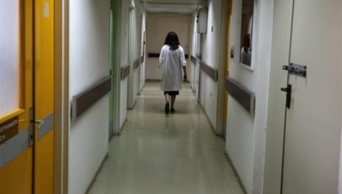 Στον “αέρα” 3 μεγάλα νοσοκομεία: Λουκέτα σε κλινικές-εφημερίες! Μεταφέρονται ασθενείς
