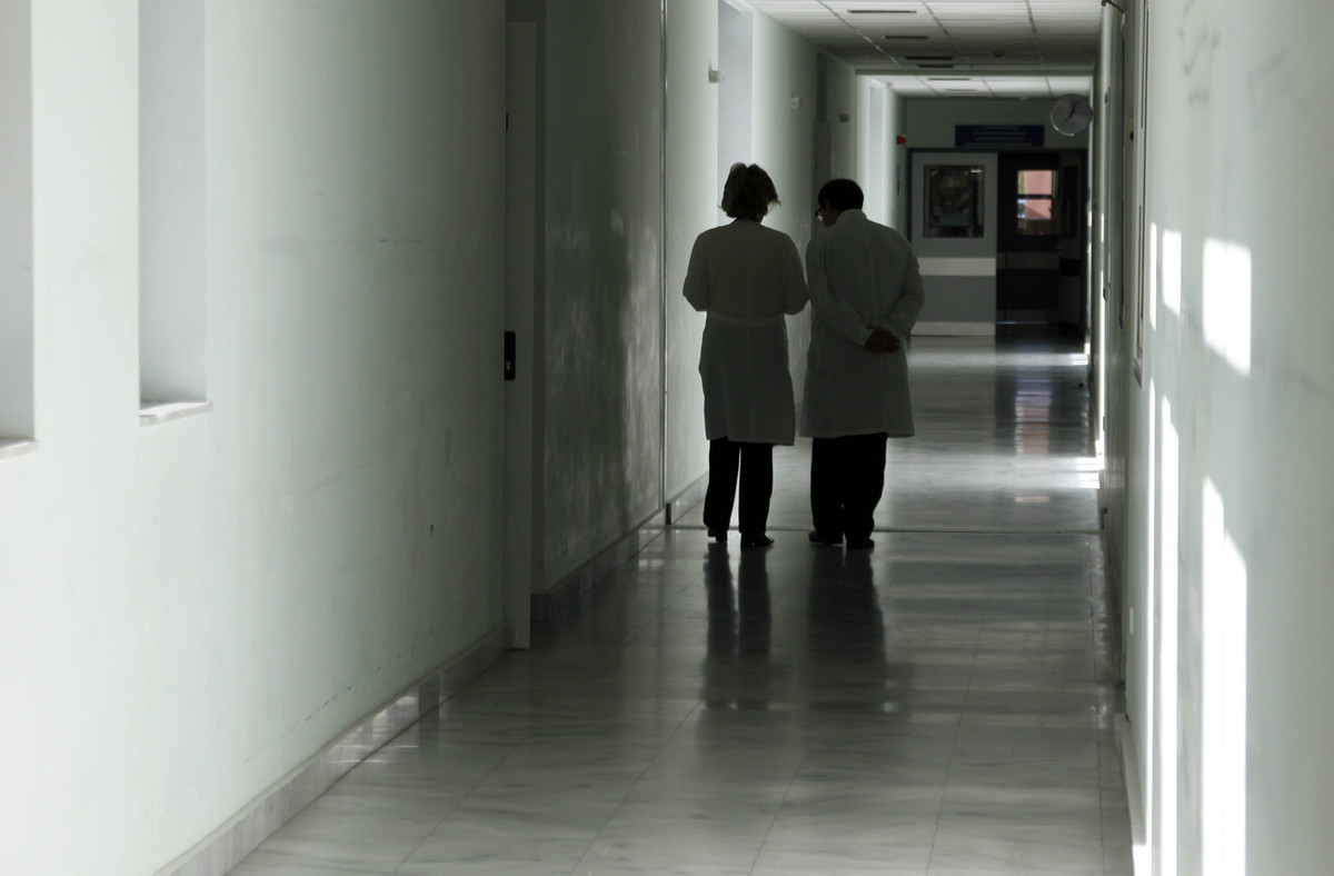 Πανικός από αιτήσεις για 690 θέσεις εργασίας σε νοσοκομεία – 15 ευρώ το άτομο