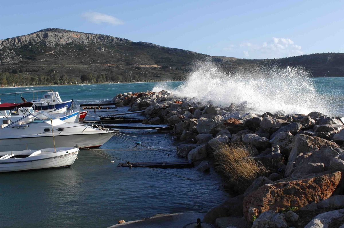 Καιρός: Έκτακτο δελτίο επιδείνωσης! Καταιγίδες και θυελλώδεις νοτιάδες