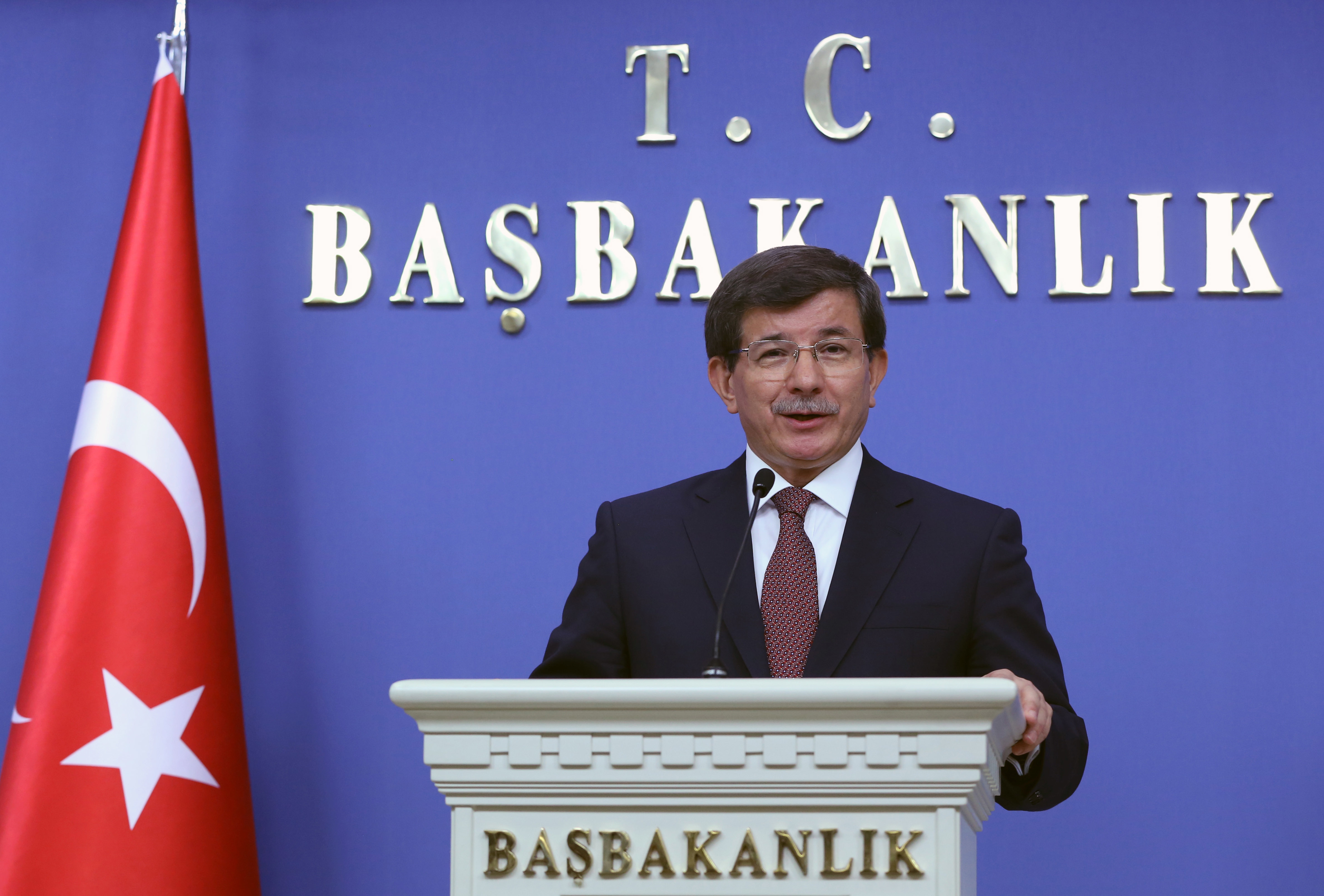 Ο Νταβούτογλου θέλει την Τουρκία μέσα στην Ε.Ε μέχρι το 2023
