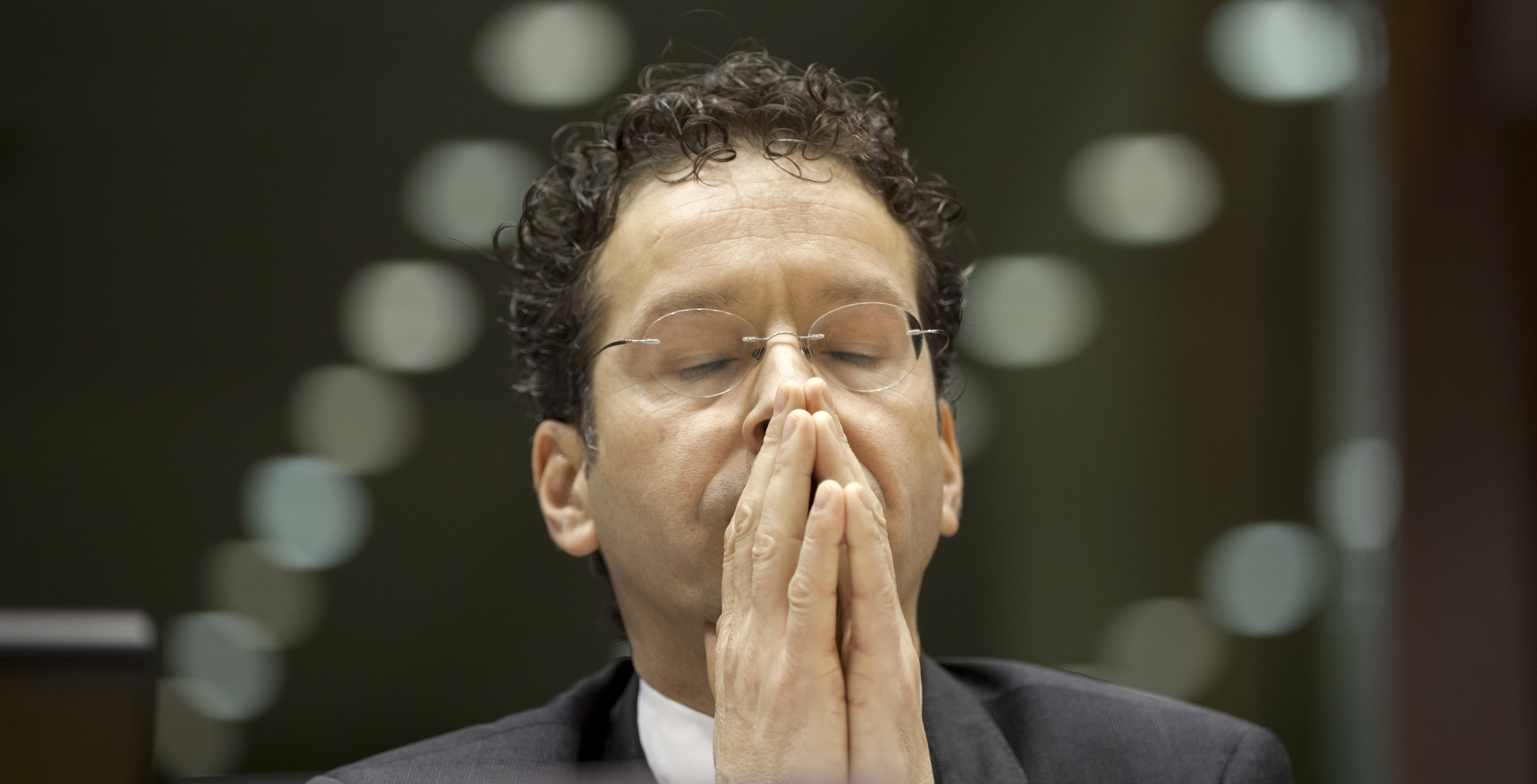 Eurogroup: Χωρίς συμφωνία με τρόικα… δόση δεν έχει – Επανέφερε ο Ντάισελμπλουμ τα περί κουρέματος καταθέσεων