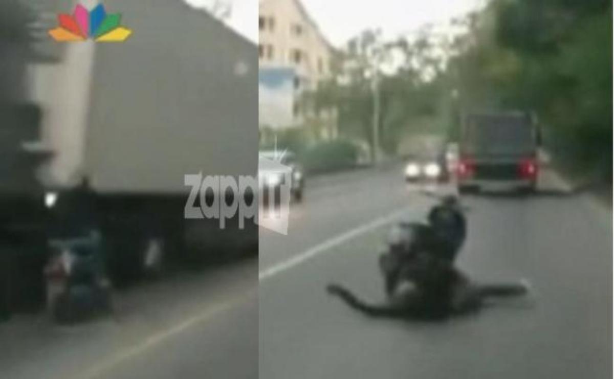 Απίστευτο! Κοιμήθηκε πάνω στο σκούτερ της ενώ οδηγούσε και τράκαρε με νταλίκα!
