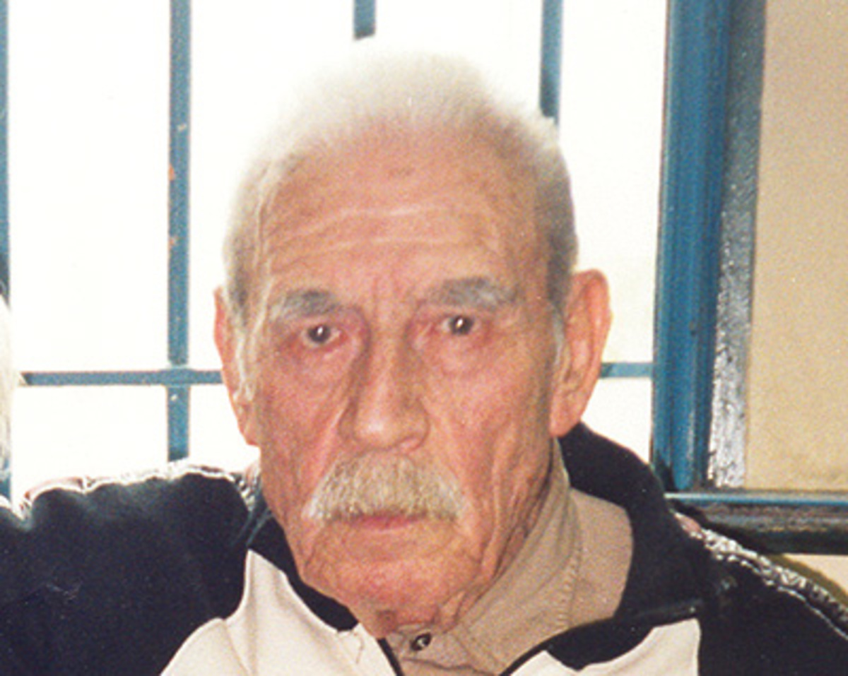 Xωρίς τον πατέρα του φεύγει ο Βασίλης Ντερτιλής