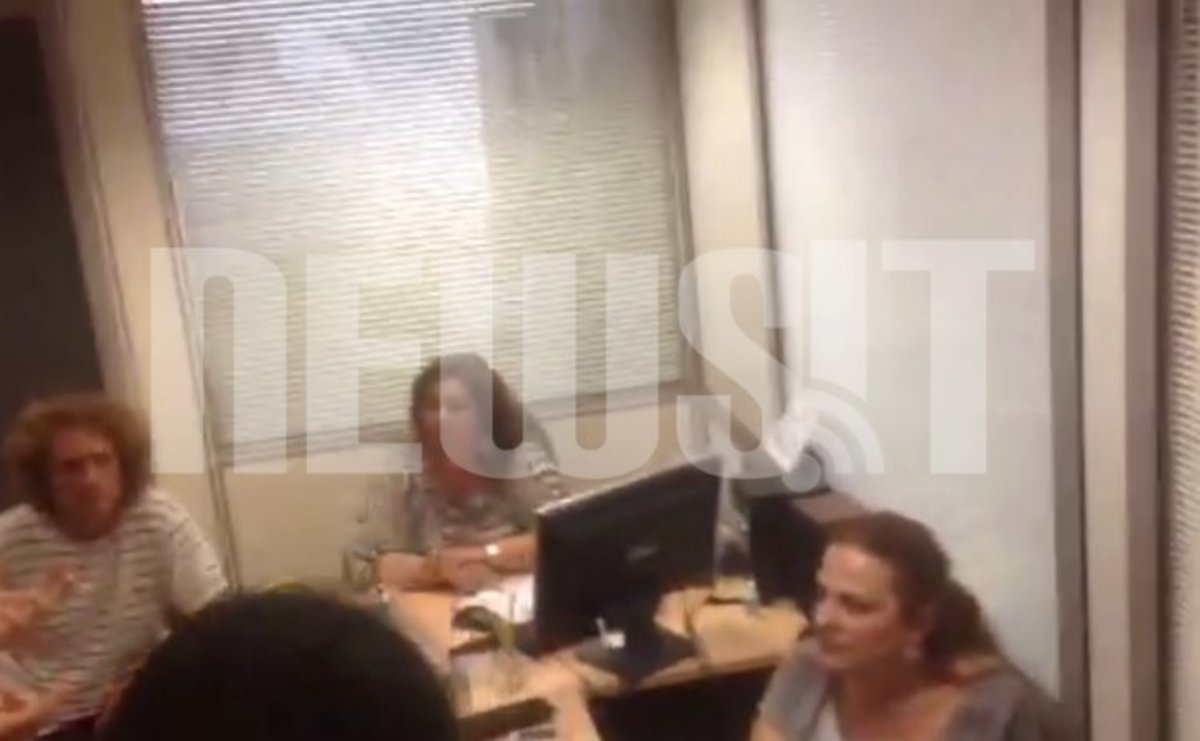 Ντου στο γραφείο Λοβέρδου