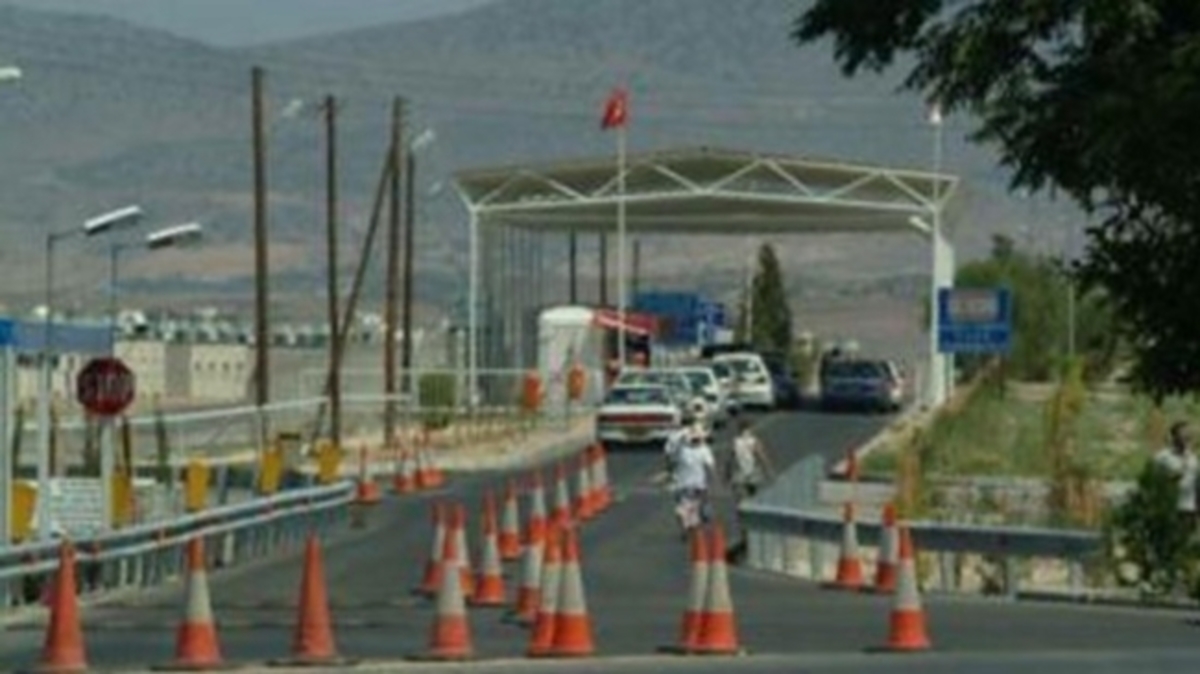 Πλοίο με εκατοντάδες μετανάστες και τζιχαντιστές στα Κατεχόμενα; “Συναγερμός” στην Κύπρο