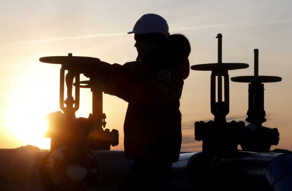 Συμφωνία Ρωσίας – Σαουδικής Αραβίας για μείωση της παραγωγής πετρελαίου