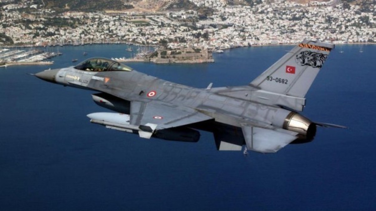 Οινούσσες: Τουρκικά μαχητικά πέταξαν πάλι πάνω από το νησάκι τη νύχτα