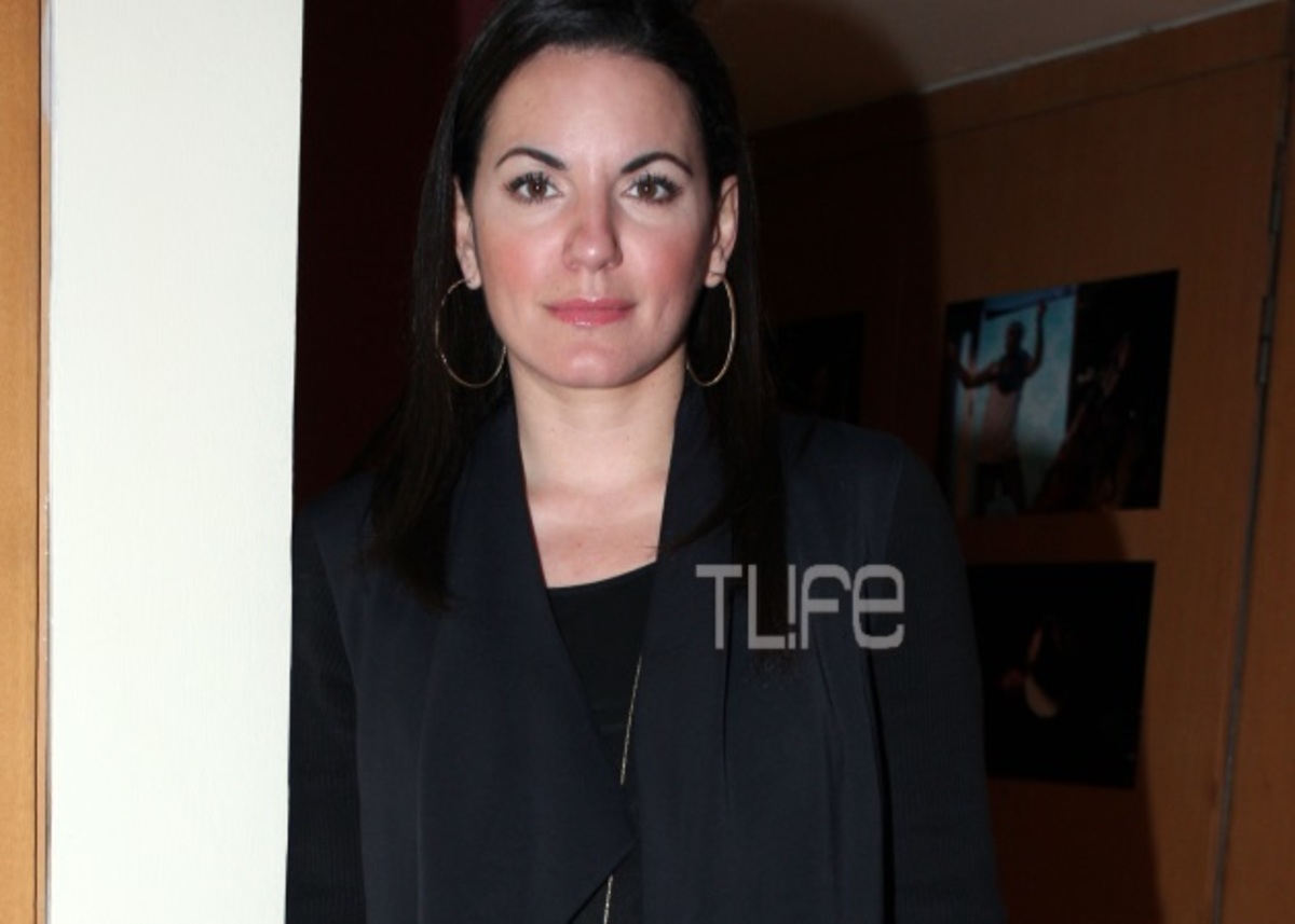Όλγα Κεφαλογιάννη: Chic εμφάνιση σε επίσημη πρεμιέρα!