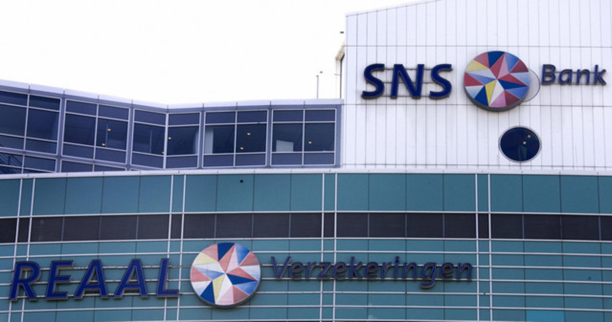 Ολλανδία: Ανακοινώθηκε η κρατικοποίηση της 4ης μεγαλύτερης τράπεζας SNS Reaal