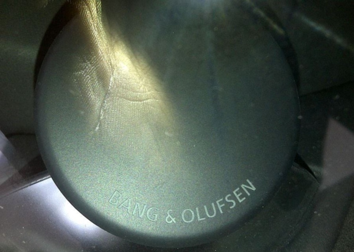 ΦΩΤΟ ΑΠΟ facebook/ Bang & Olufsen