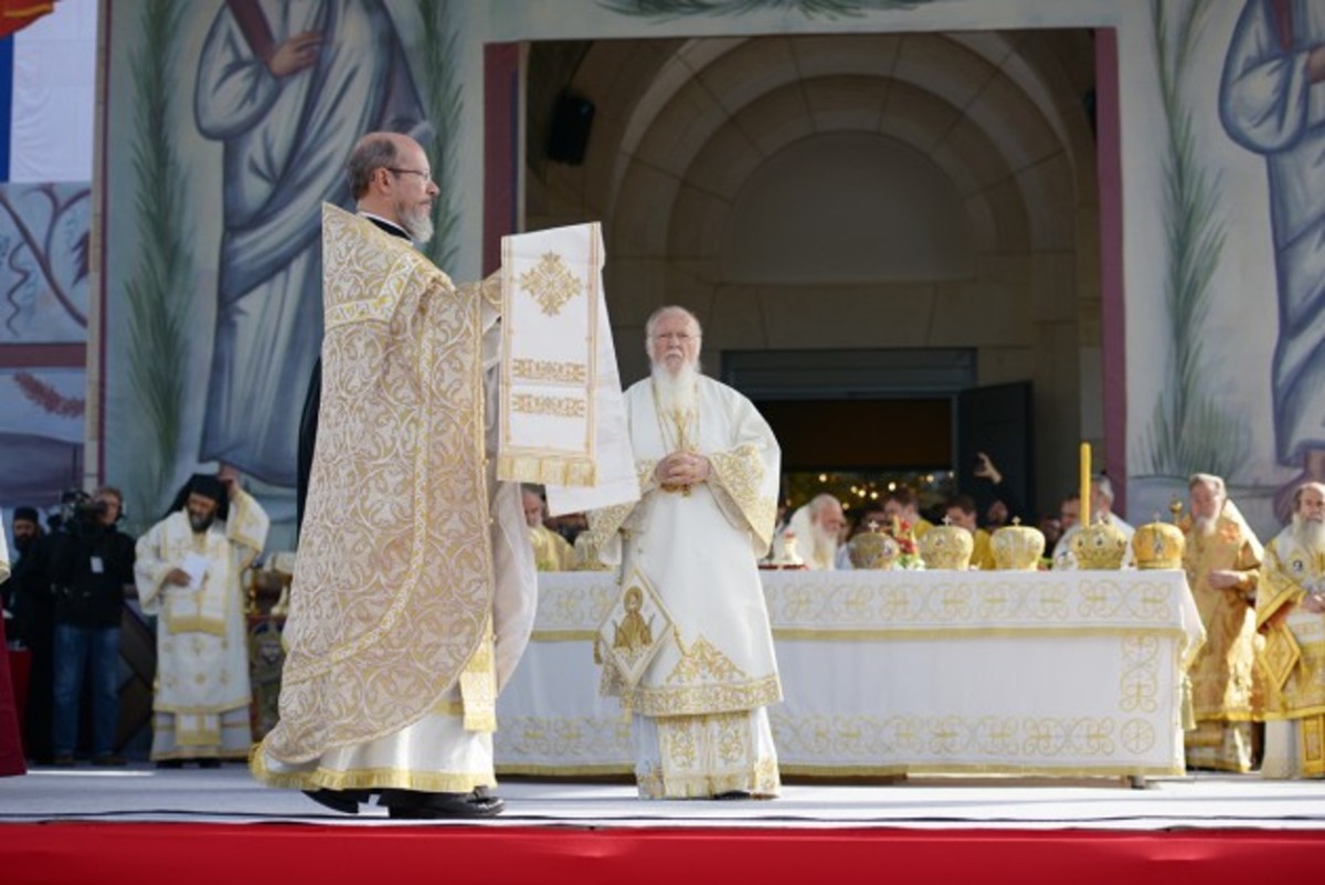 “Ιερός πόλεμος” μεταξύ Φαναρίου και Μόσχας