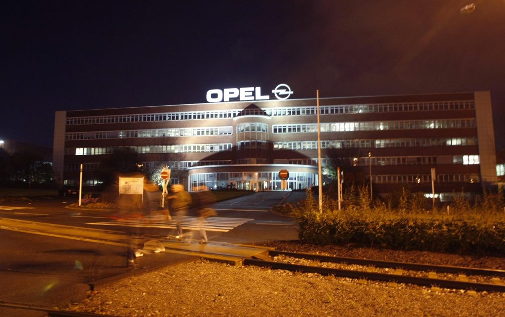 GM: Όχι στην πώληση της Opel