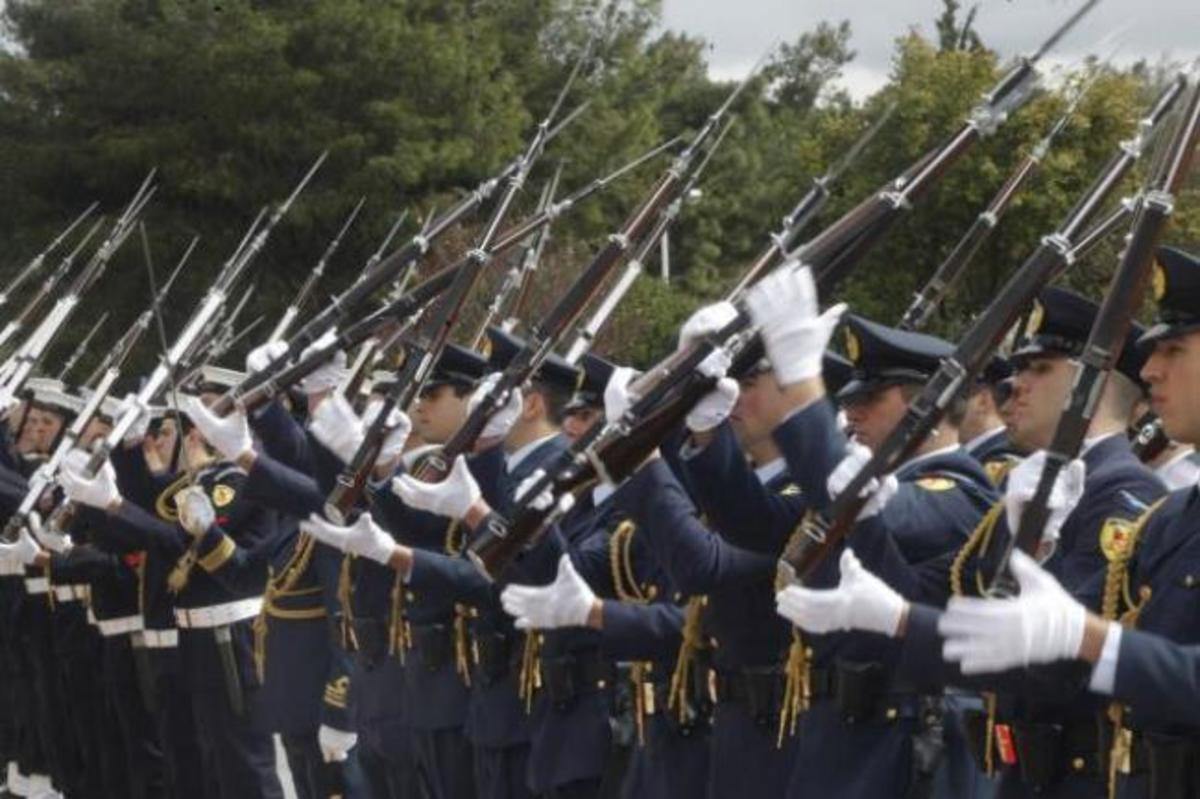 ΥΠΕΘΑ: Πρόσληψη 1000 Οπλιτών Βραχείας Ανακατάταξης