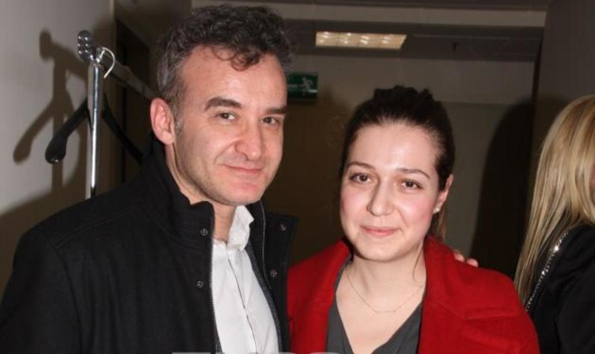 Νίκος Ορφανός – Αντιγόνη Παφίλη: Ο Τζίμης είναι το νέο μέλος της οικογένειάς τους!