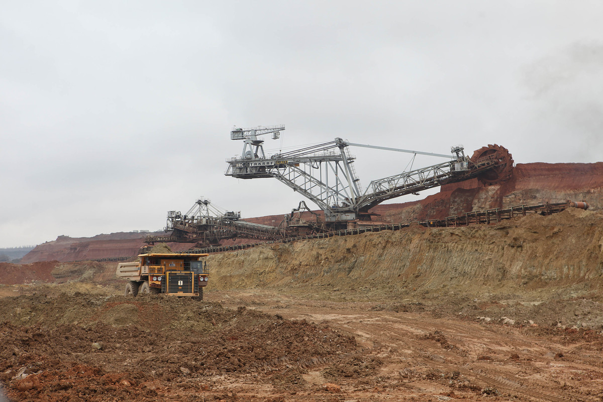 Η Κίνα κλείνει περισσότερα από 1.000 ορυχεία άνθρακα