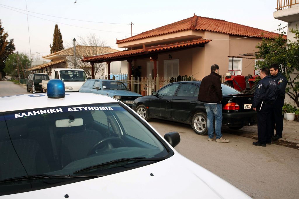 Έξω από το σπίτι του άτυχου 75χρονου