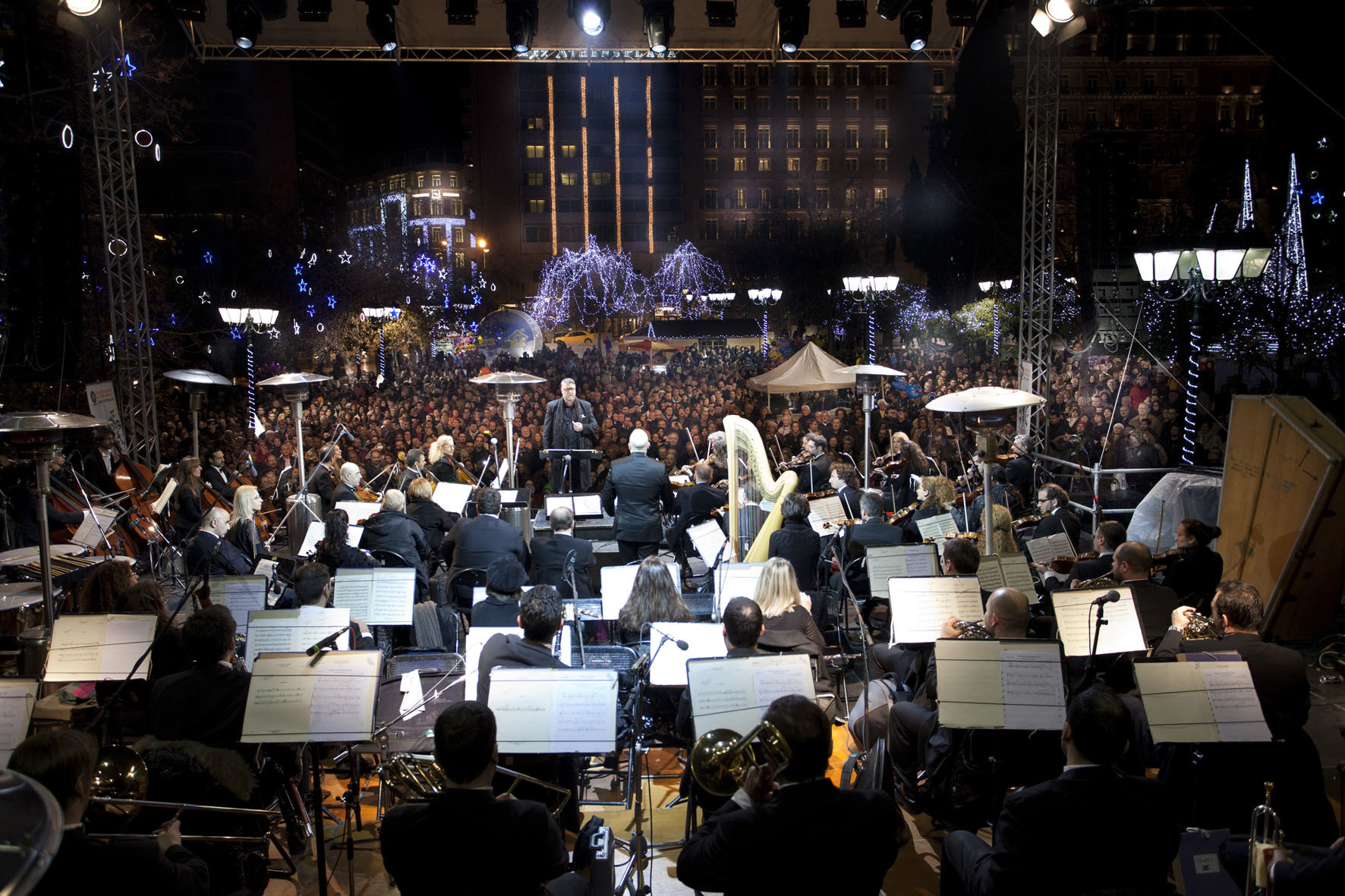 Άρχισαν οι εορταστικές εκδηλώσεις του Δήμου Αθηναίων – Το πρόγραμμα