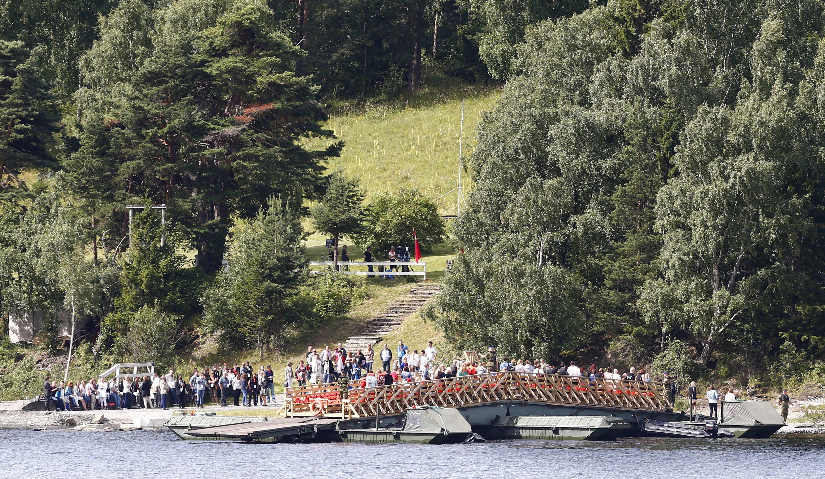 Ένας χρόνος από τη σφαγή στη Νορβηγία – Ξύπνησαν μνήμες στο νησί Ουτόγια