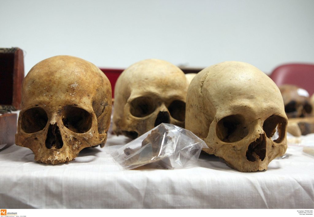 “Νεκρόφιλη” έκανε συλλογή ανθρώπινων οστών – Τα χρησιμοποιούσε και στο σεξ