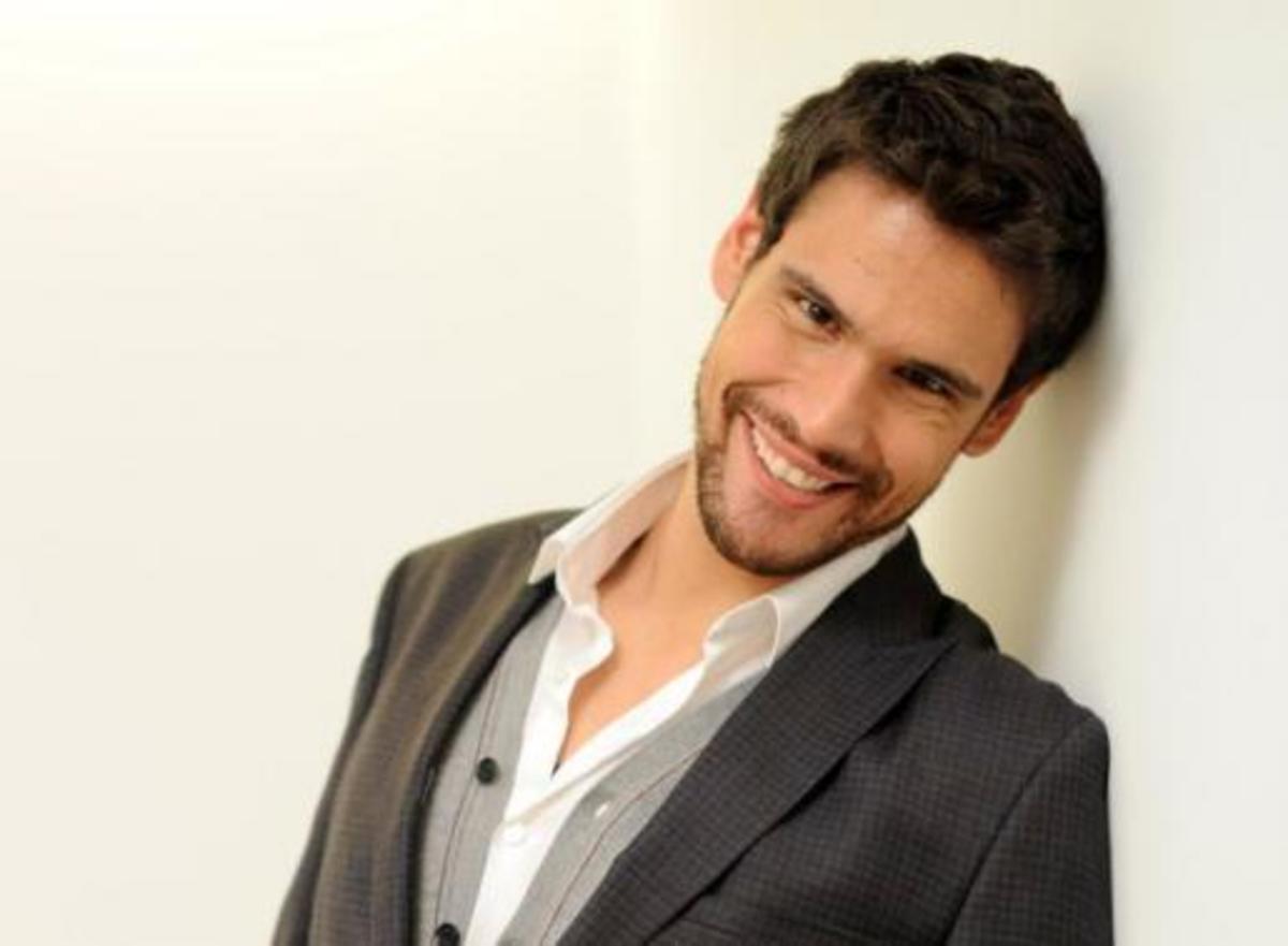 Δε θα πιστεύετε πως εμφανίστηκε στην εκπομπή ο Δημήτρης Ουγγαρέζος!