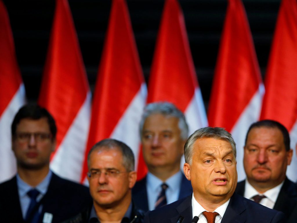 Η Ουγγαρία αλλάζει το Σύνταγμά της για να μην δέχεται πρόσφυγες