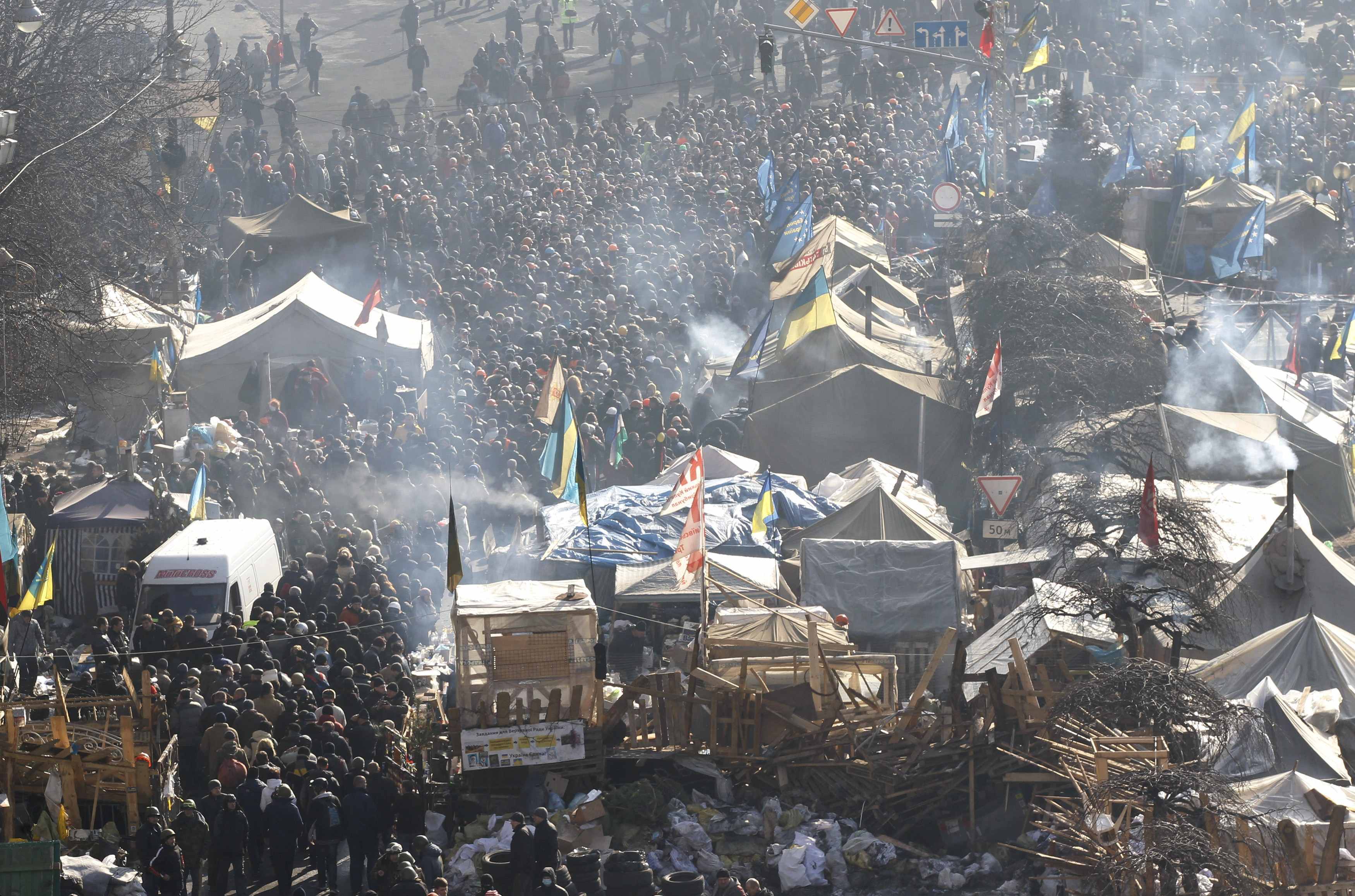 Εκπληκτικό βίντεο! Οι διαδηλώσεις στην Ουκρανία σε 5 λεπτά!