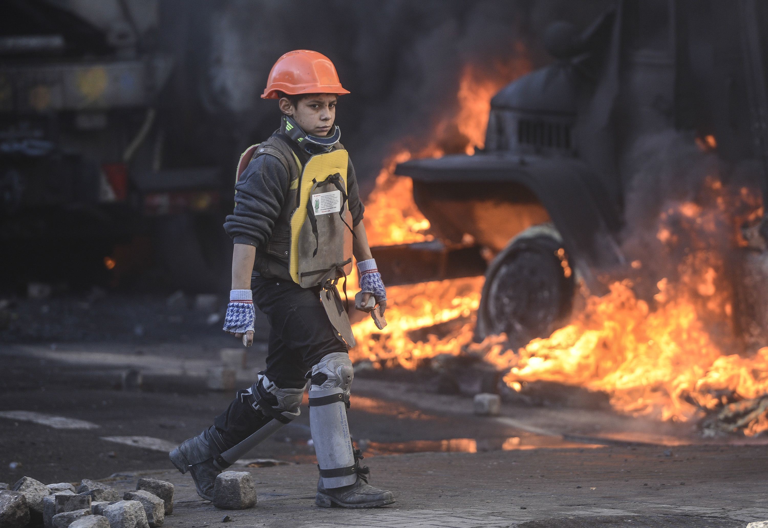 Τα παιδιά της ουκρανικής “επανάστασης” (ΦΩΤΟ)