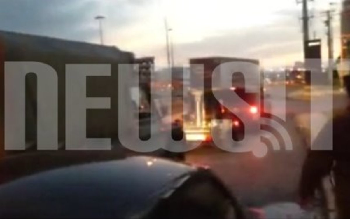 Έρευνες από οχήματα στρατού