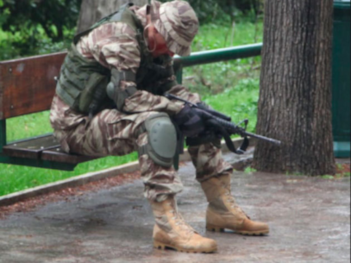 “Ο γιός μου σκοτώθηκε για την πατρίδα”! Η μάνα νεκρού βατραχανθρώπου συγκλονίζει