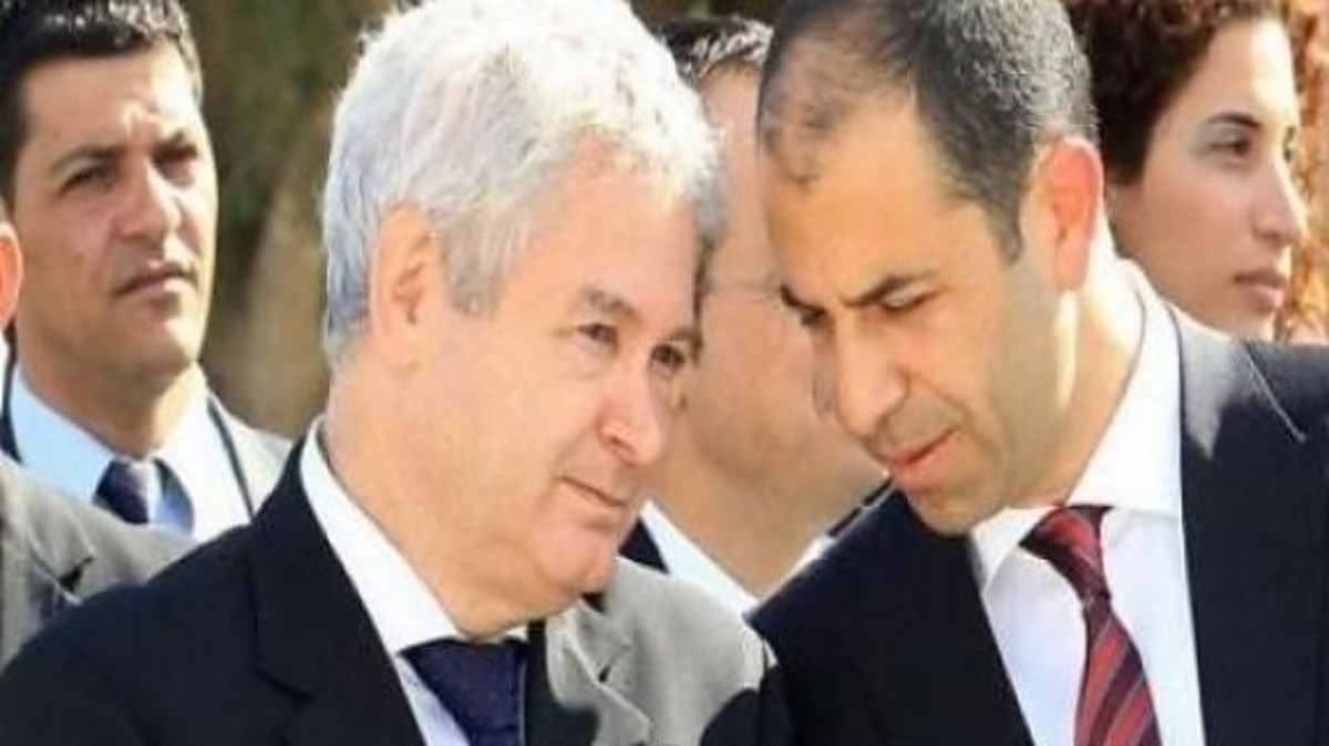Κυπριακό: Αθήνα και Άγκυρα βγάζουν «λευκό καπνό» για τις χιαστί επισκέψεις των διαπραγματευτών